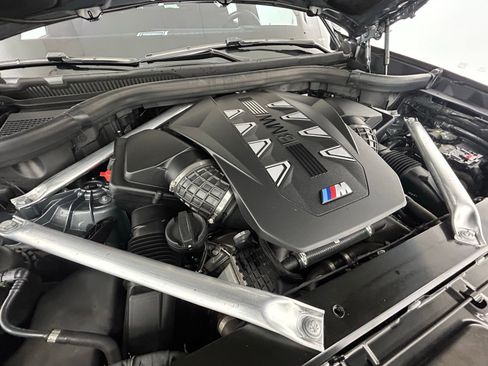 Used 2025 BMW X5 M60i image 43