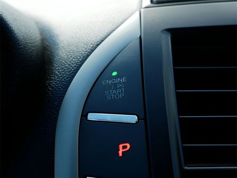 Used 2019 Lincoln MKC Select w/ Select Plus Package image 23