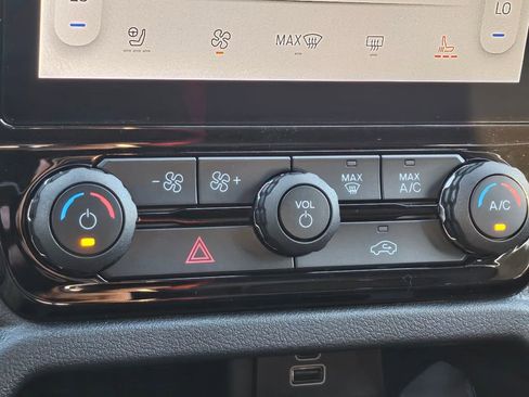 New 2025 Ford Ranger Raptor image 16