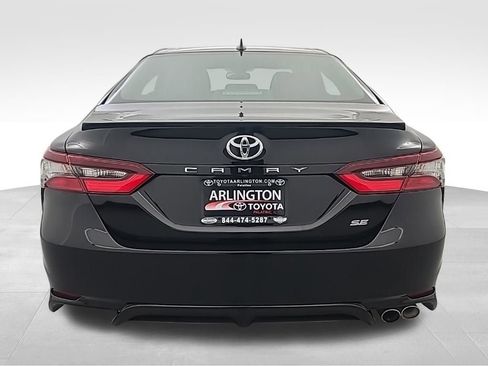 Used 2023 Toyota Camry SE w/ Cold Weather Package image 6