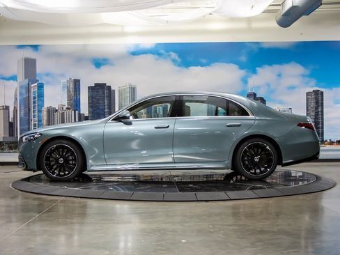 Used 2026 Mercedes-Benz S 500 4MATIC image 6