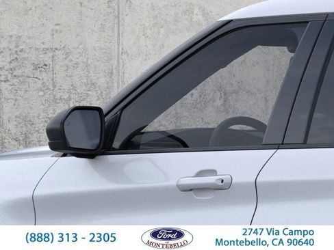 New 2026 Ford Explorer Active RWD image 21