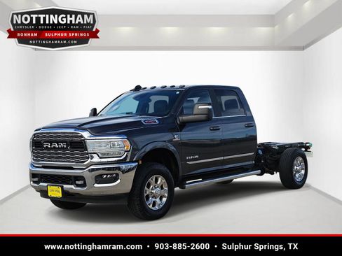 Used 2023 RAM 3500 Limited AWD/4WD image 3
