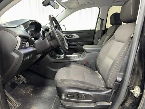Used 2018 Chevrolet Traverse LT AWD/4WD image 14