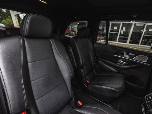Used 2021 Mercedes-Benz GLS 450 4MATIC image 33