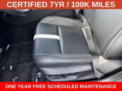 Used 2025 Toyota Camry SE FWD image 15