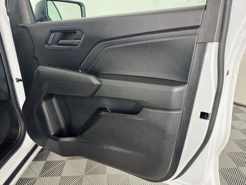 Used 2024 Chevrolet Colorado W/T image 31