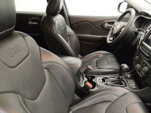 Used 2023 Jeep Cherokee Altitude Lux image 21