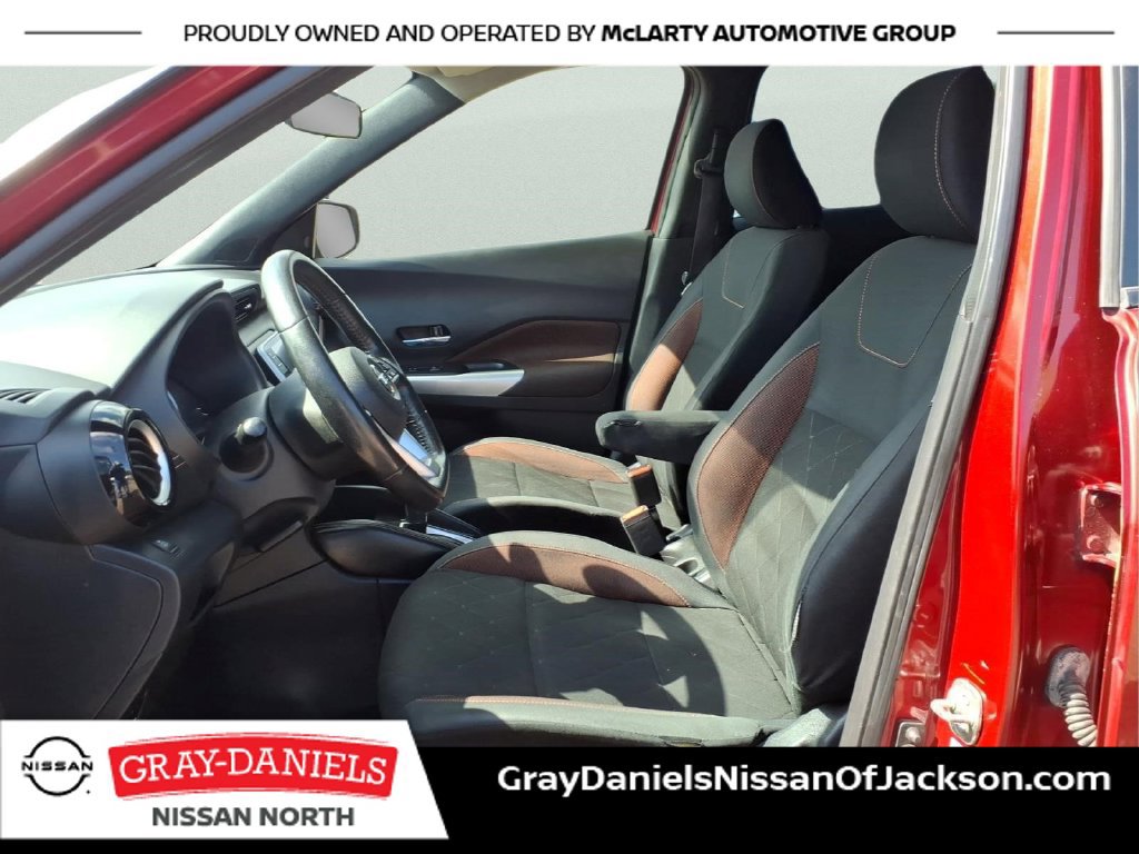 Used 2019 Nissan Kicks SR FWD image 23
