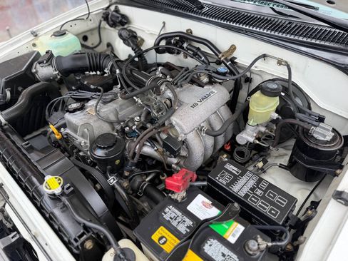 Used 1996 Toyota Tacoma 2WD Regular Cab image 19