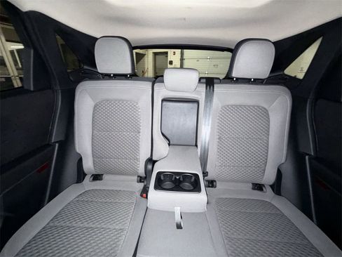 Used 2020 Ford Escape SE image 24