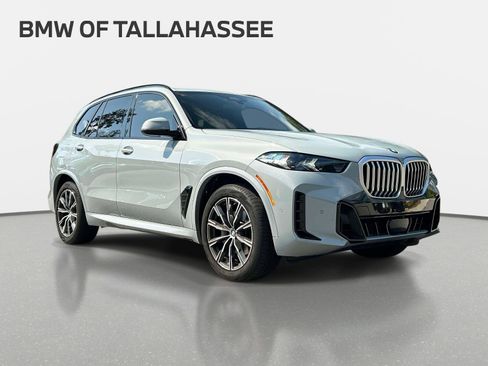 Used 2024 BMW X5 sDrive40i w/ M Sport Package RWD image 3
