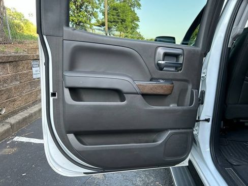 Used 2018 GMC Sierra 1500 Denali w/ Denali Ultimate Package AWD/4WD image 23