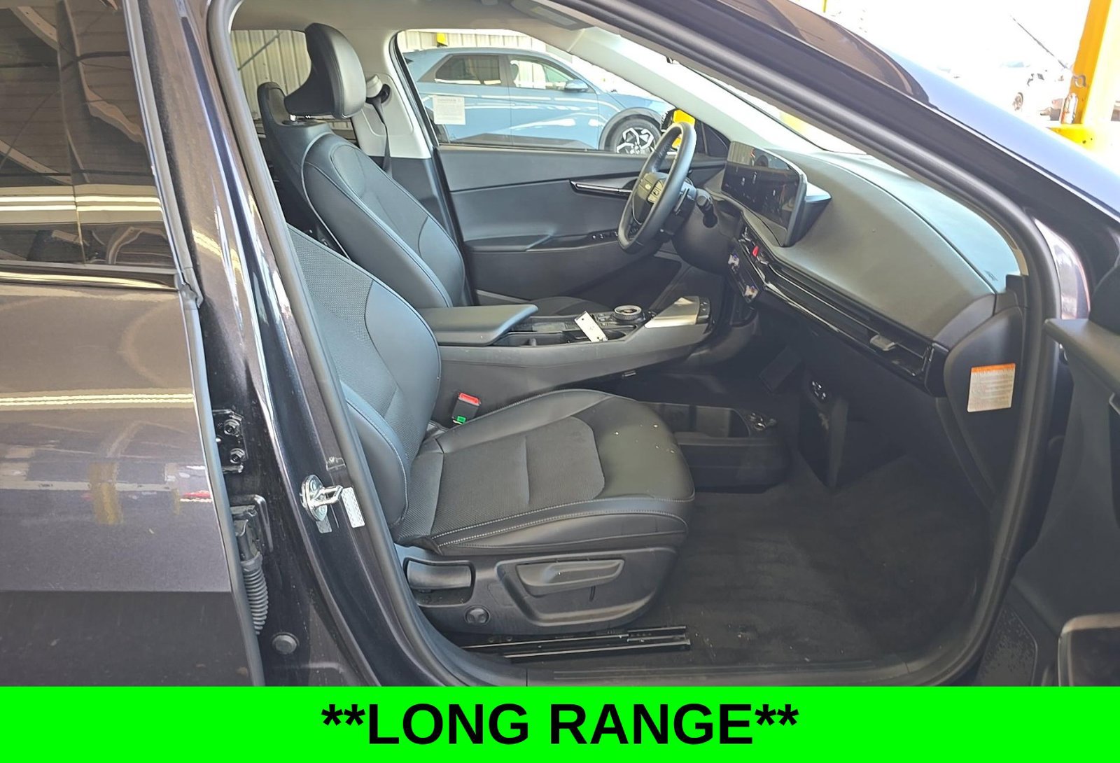Used 2025 Kia EV6 Light w/ Light LR Technology Package RWD image 11