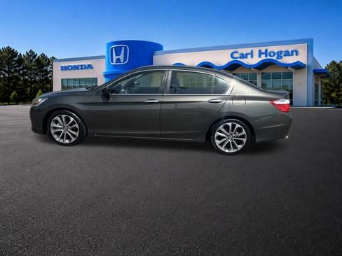 Used 2015 Honda Accord Sport image 5