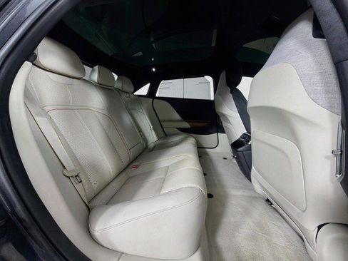 Used 2022 Lucid Air Grand Touring AWD/4WD image 24