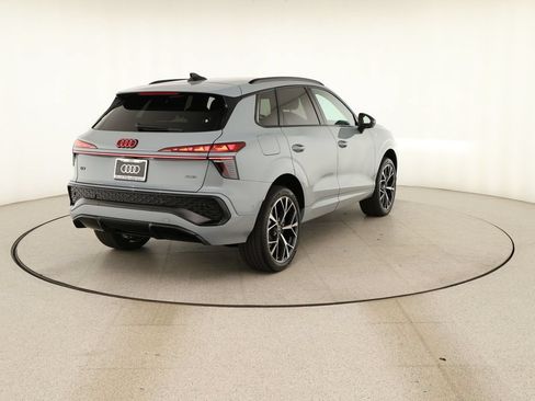 New 2026 Audi Q3 quattro 2.0T AWD/4WD image 6