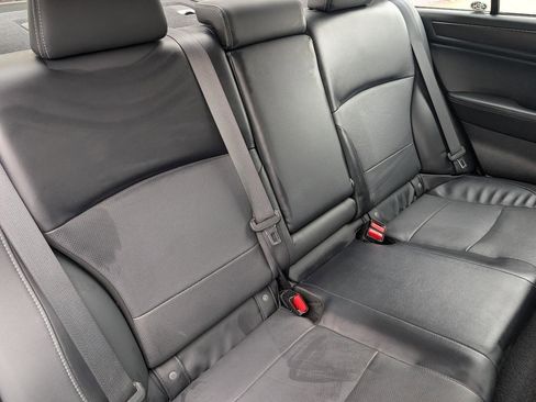 Used 2017 Subaru Legacy 2.5i Limited AWD/4WD image 17
