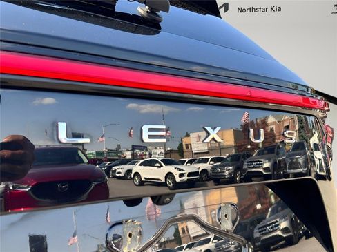 Used 2023 Lexus NX 350 AWD image 33