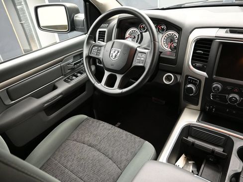 Used 2016 RAM 1500 Lone Star RWD image 24
