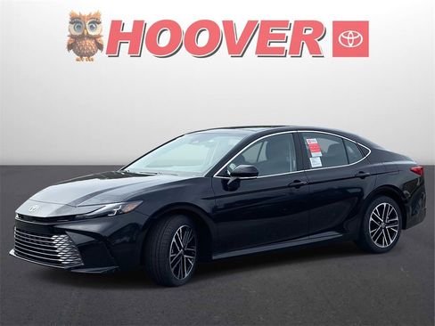 New 2026 Toyota Camry XLE image 7