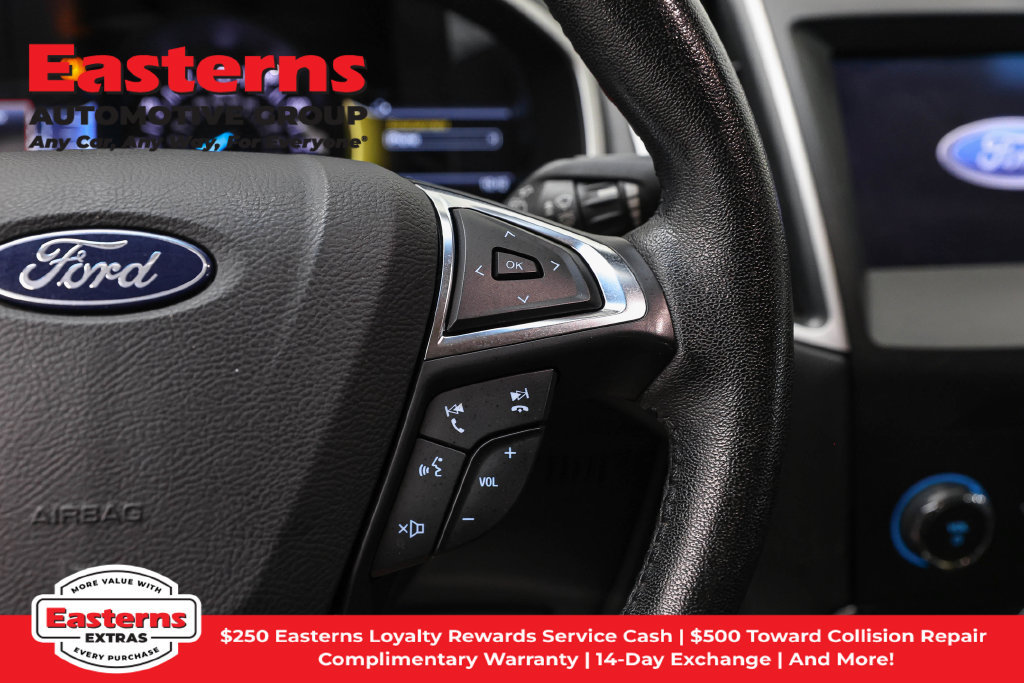 Used 2019 Ford Edge SEL w/ Equipment Group 201A FWD image 17