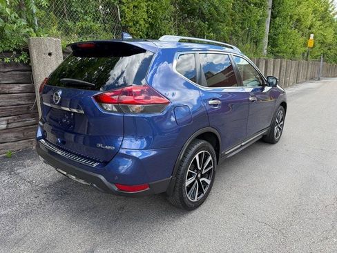 Used 2019 Nissan Rogue SL w/ Premium Package AWD/4WD image 9