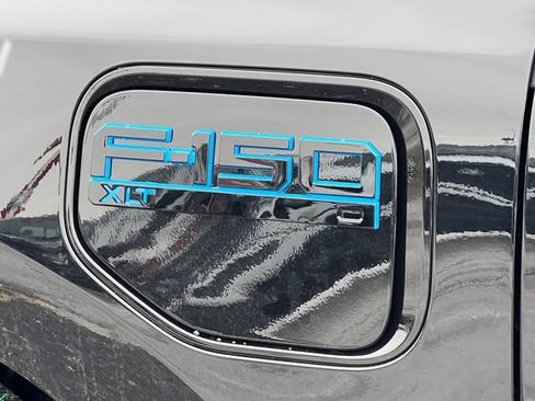 New 2025 Ford F150 Lightning XLT AWD/4WD image 10