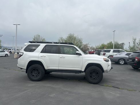 Used 2015 Toyota 4Runner Trail image 3