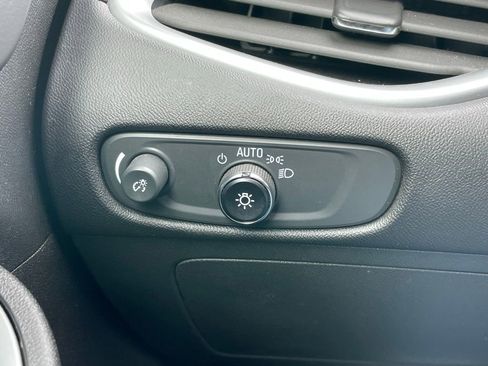 Used 2023 Chevrolet Malibu LT FWD image 44