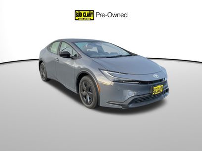 Used 2025 Toyota Prius LE