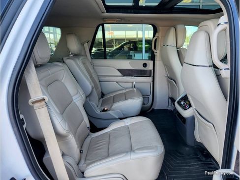 Used 2019 Lincoln Navigator Reserve w/ Cargo Package AWD/4WD image 43