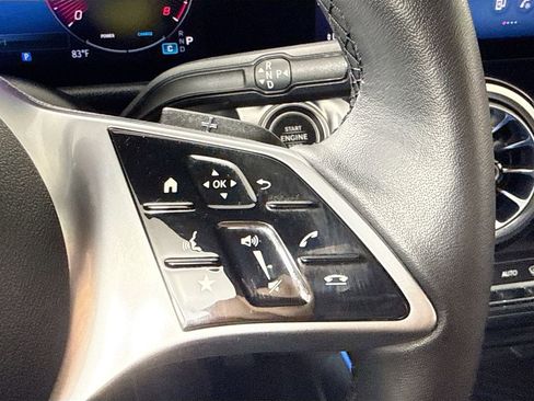 Certified 2025 Mercedes-Benz GLB 250 4MATIC image 12