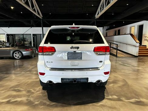 Used 2020 Jeep Grand Cherokee Overland AWD/4WD image 4