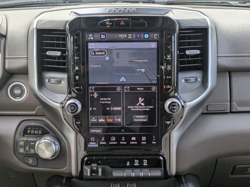 New 2026 RAM 1500 Laramie AWD/4WD image 18