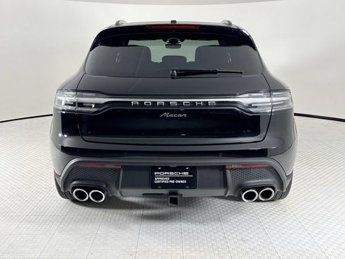 Certified 2024 Porsche Macan AWD/4WD image 6