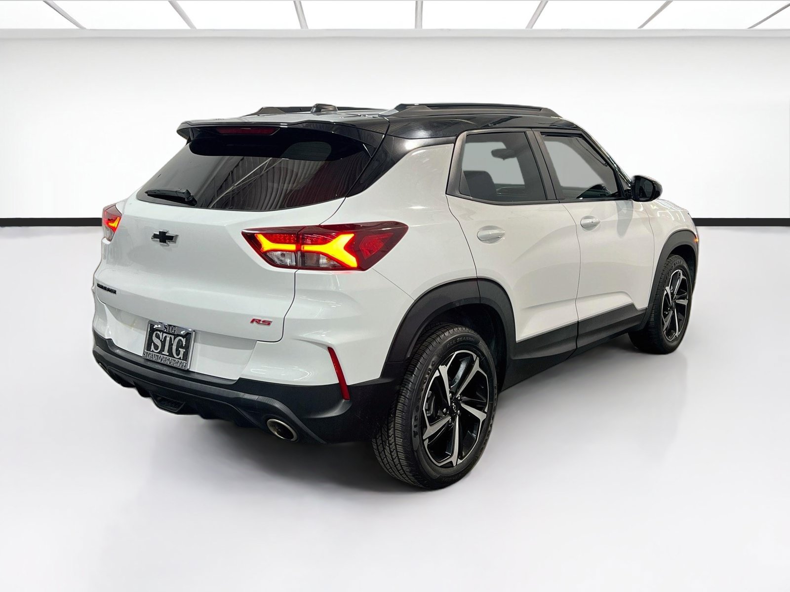Used 2022 Chevrolet TrailBlazer RS FWD image 4