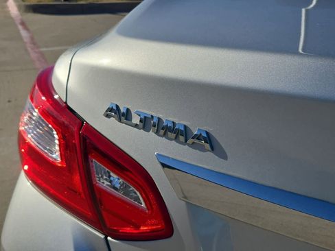 Used 2017 Nissan Altima 2.5 S w/ Power Driver Seat Package image 11