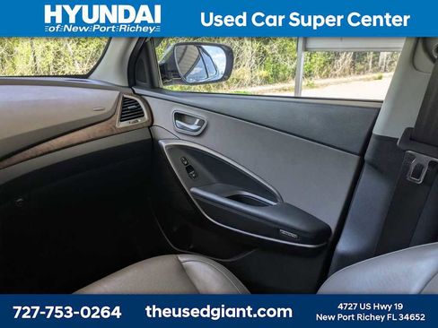 Used 2018 Hyundai Santa Fe Sport FWD image 20