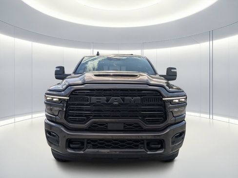 New 2026 RAM 2500 Laramie AWD/4WD image 9