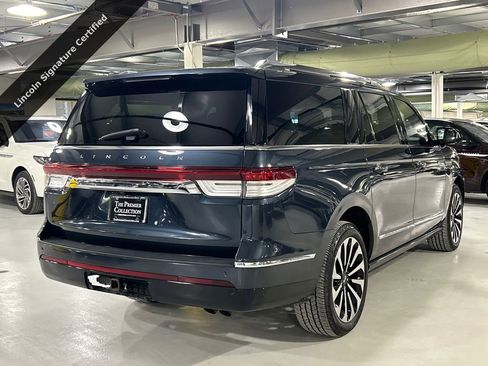 Certified 2022 Lincoln Navigator L Reserve image 2