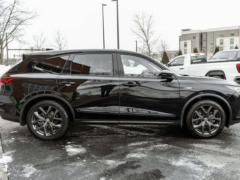 Used 2023 Acura MDX A-Spec image 3