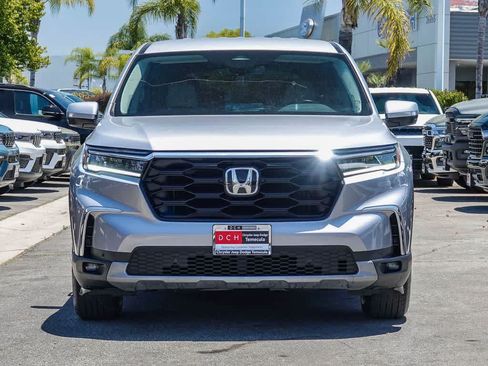 Used 2024 Honda Pilot EX-L image 2