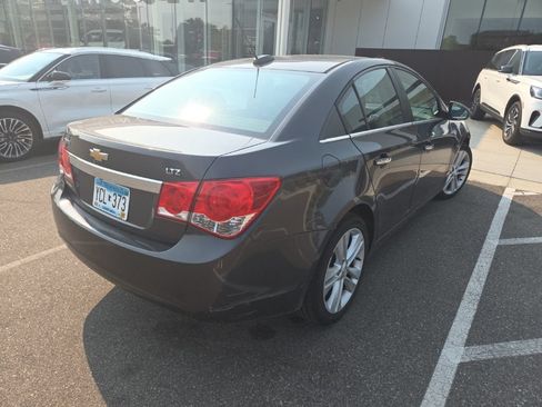 Used 2015 Chevrolet Cruze LTZ FWD image 4