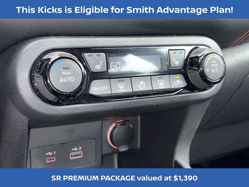 Used 2023 Nissan Kicks SR w/ SR Premium Package FWD image 13