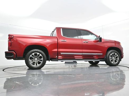 Used 2023 Chevrolet Silverado 1500 High Country w/ Technology Package AWD/4WD image 56