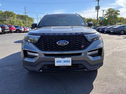 Used 2024 Ford Explorer ST w/ Equipment Group 401A AWD/4WD image 2