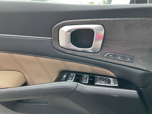 New 2026 Kia Sorento SX Prestige w/ Olive Brown Leather Package image 19