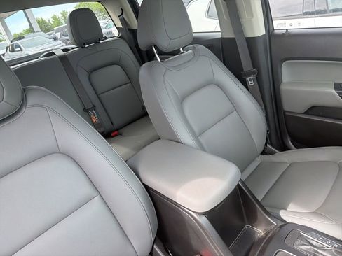 Used 2020 Chevrolet Colorado W/T w/ WT Convenience Package RWD image 6