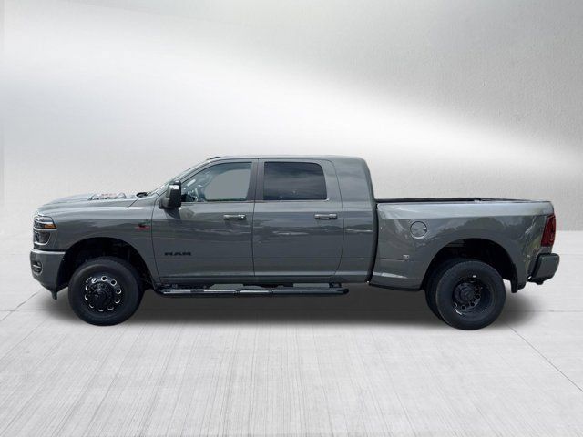 New 2026 RAM 3500 Laramie AWD/4WD image 8